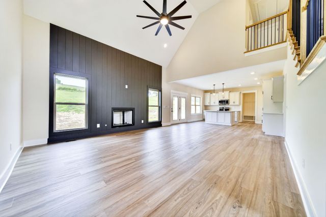 295 Bridle Path Lane, Hartsville, TN 37074