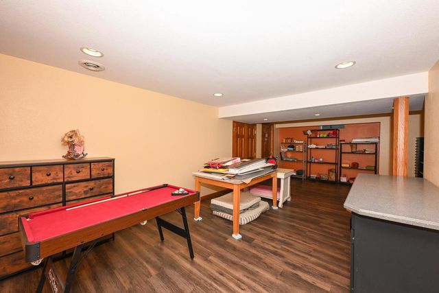 15800 Brook LANE, Brookfield, WI 53005