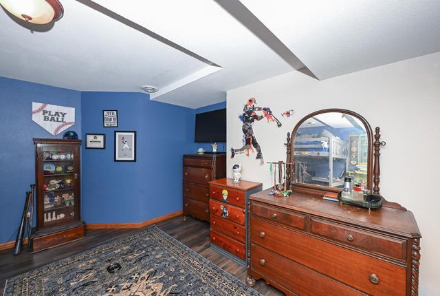 15800 Brook LANE, Brookfield, WI 53005