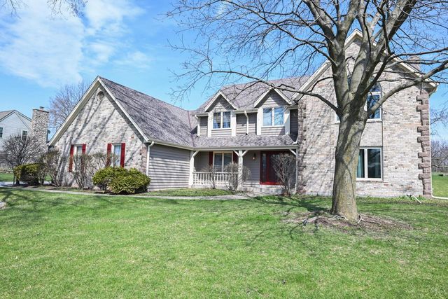 15800 Brook LANE, Brookfield, WI 53005