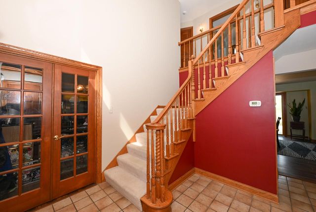 15800 Brook LANE, Brookfield, WI 53005