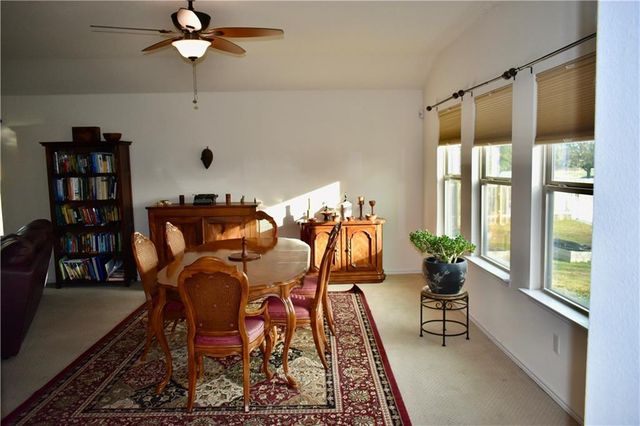 201 Leather Oak LOOP, San Marcos, TX 78666