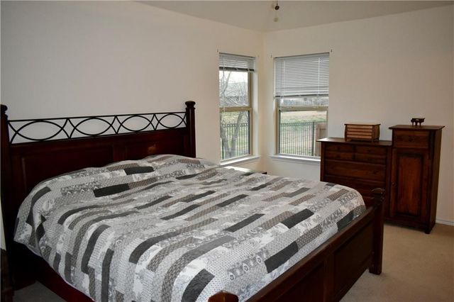 201 Leather Oak LOOP, San Marcos, TX 78666