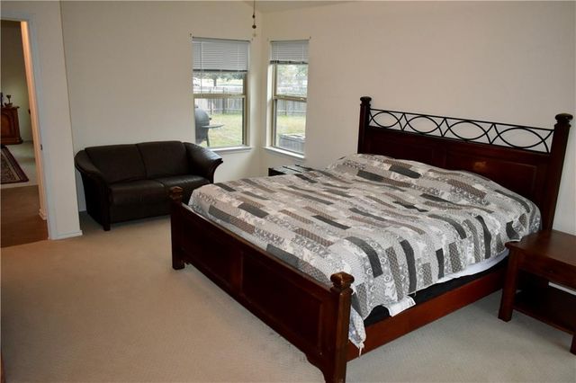 201 Leather Oak LOOP, San Marcos, TX 78666