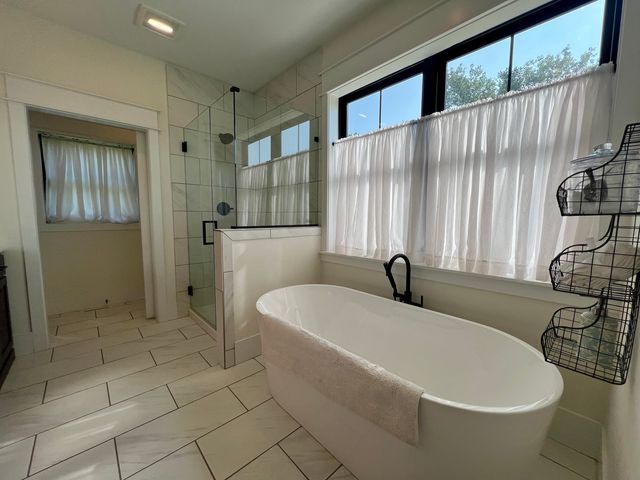 7845 Fitzgerald Road, Clinton, IL 61727