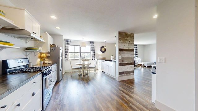 7845 Fitzgerald Road, Clinton, IL 61727