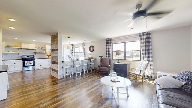 7845 Fitzgerald Road, Clinton, IL 61727