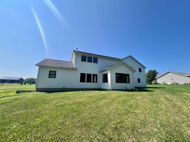 7845 Fitzgerald Road, Clinton, IL 61727