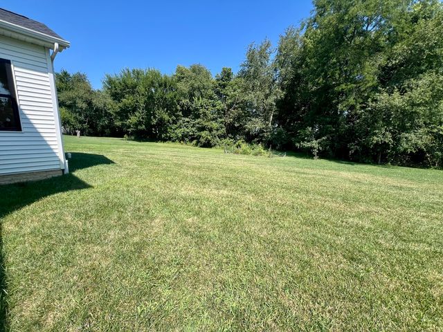 7845 Fitzgerald Road, Clinton, IL 61727