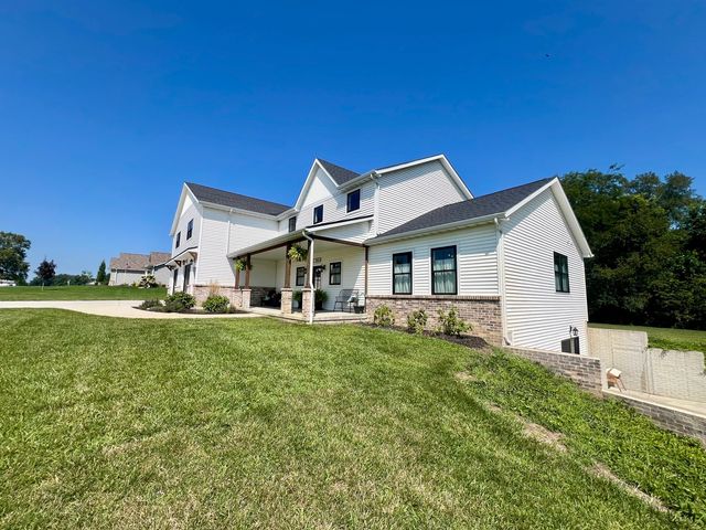 7845 Fitzgerald Road, Clinton, IL 61727