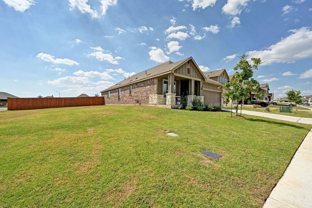 284 Grace Lilly DR, Buda, TX 78610