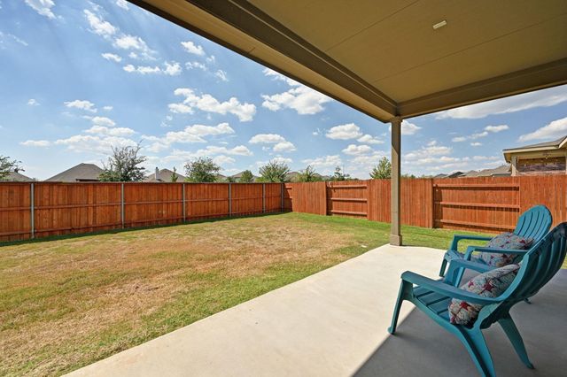 284 Grace Lilly DR, Buda, TX 78610