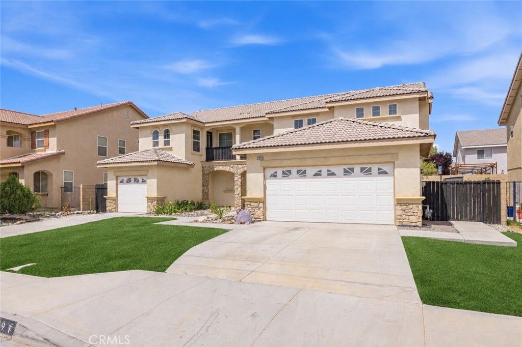 Image 1 of property listing at 43919 Danya Lane, Lancaster, CA 93536
