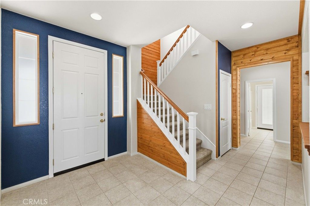 Image 3 of property listing at 43919 Danya Lane, Lancaster, CA 93536