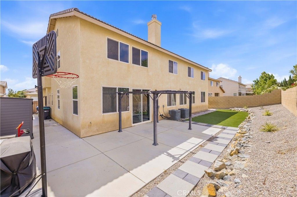 Image 49 of property listing at 43919 Danya Lane, Lancaster, CA 93536