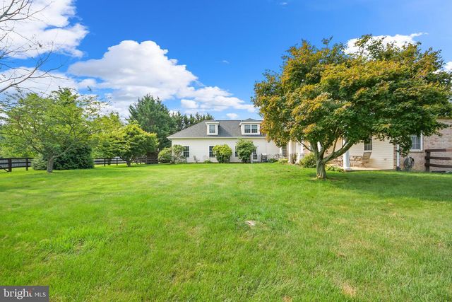 11717 PLEASANT WALK RD, Myersville, MD 21773