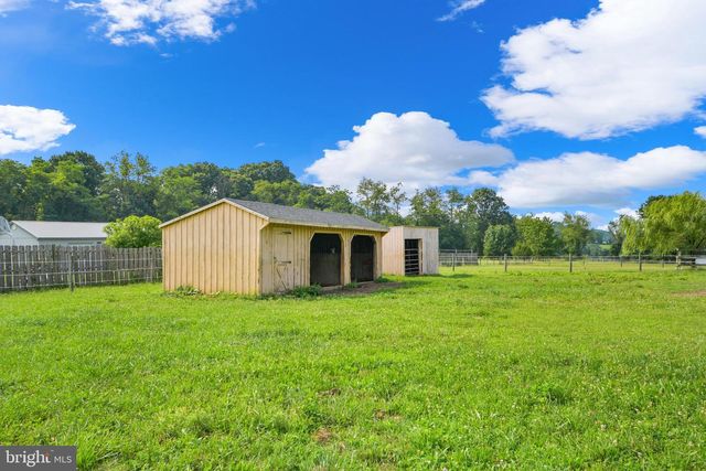 11717 PLEASANT WALK RD, Myersville, MD 21773