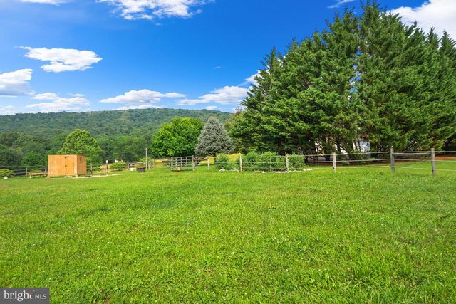 11717 PLEASANT WALK RD, Myersville, MD 21773
