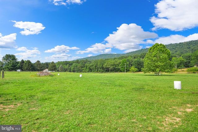 11717 PLEASANT WALK RD, Myersville, MD 21773