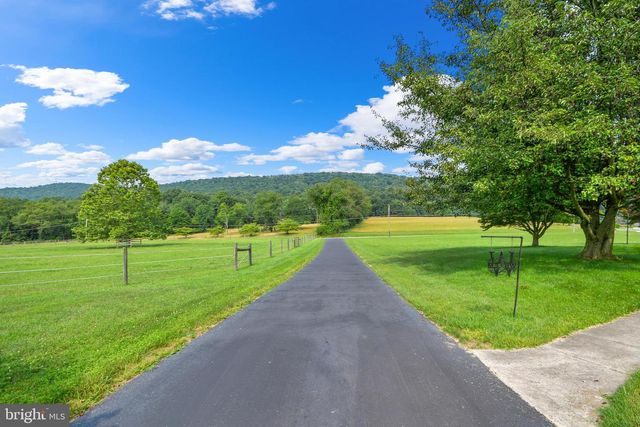 11717 PLEASANT WALK RD, Myersville, MD 21773