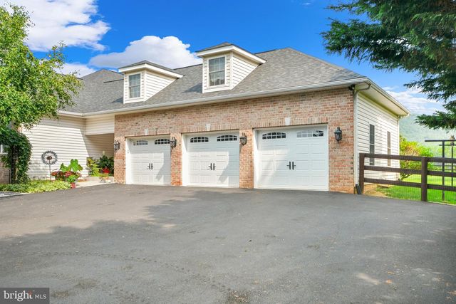11717 PLEASANT WALK RD, Myersville, MD 21773