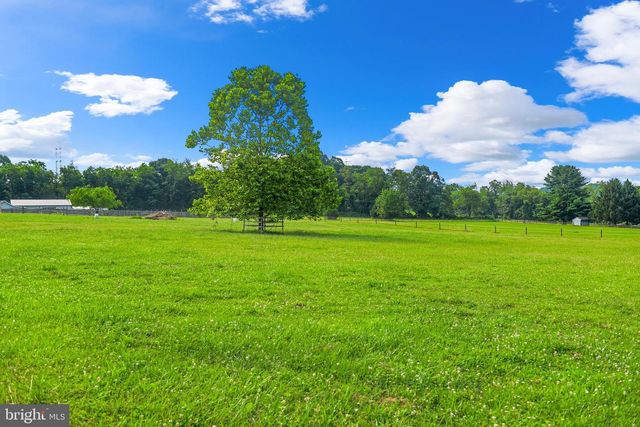 11717 PLEASANT WALK RD, Myersville, MD 21773