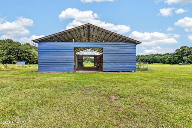 221 Myrtle Sholar Road, Wallace, NC 28466