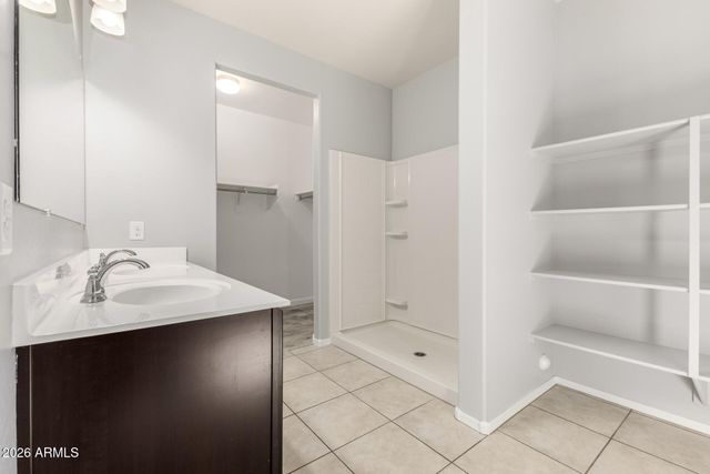 29212 N FIRE AGATE Road, San Tan Valley, AZ 85143