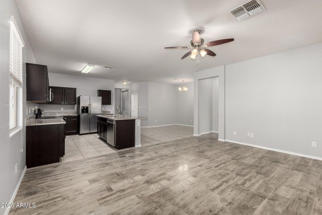 29212 N FIRE AGATE Road, San Tan Valley, AZ 85143