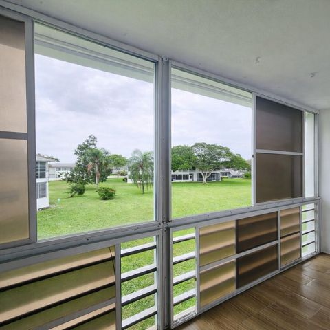 124 Oakridge 124, Deerfield Beach, FL 33442