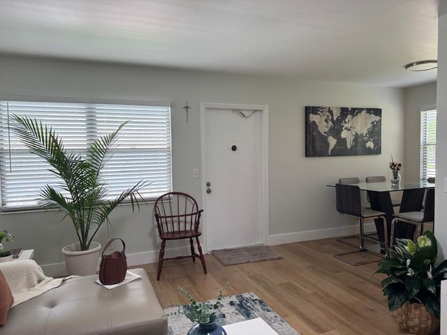 124 Oakridge 124, Deerfield Beach, FL 33442