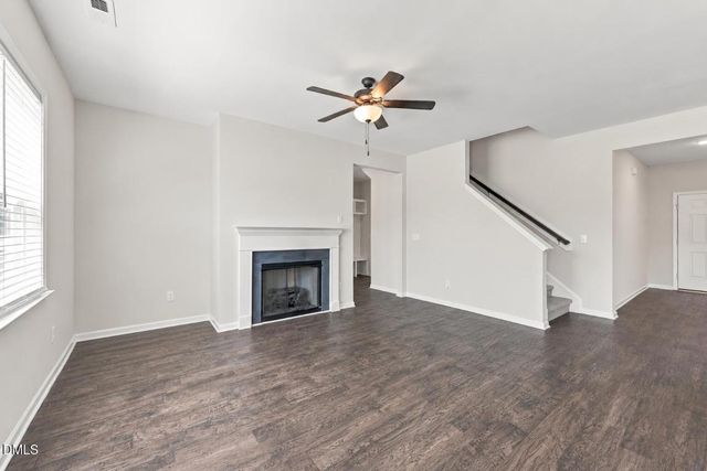 202 Queenstown Drive, Kenly, NC 27542