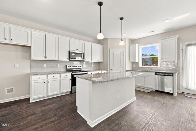 202 Queenstown Drive, Kenly, NC 27542