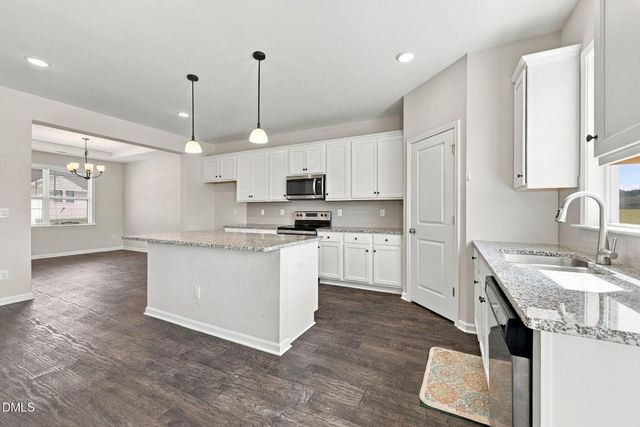 202 Queenstown Drive, Kenly, NC 27542