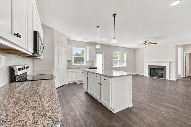 202 Queenstown Drive, Kenly, NC 27542