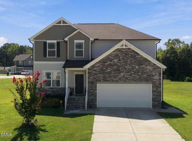 202 Queenstown Drive, Kenly, NC 27542