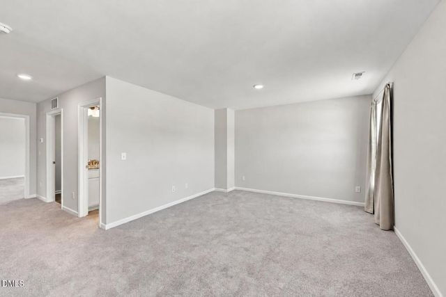 202 Queenstown Drive, Kenly, NC 27542