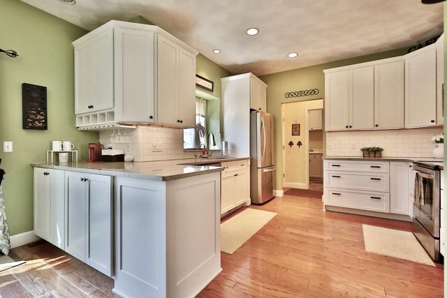 962 Kimberton Court, Sun Prairie, WI 53590