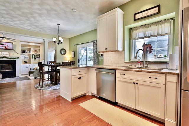 962 Kimberton Court, Sun Prairie, WI 53590