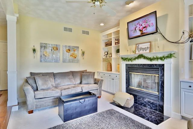 962 Kimberton Court, Sun Prairie, WI 53590
