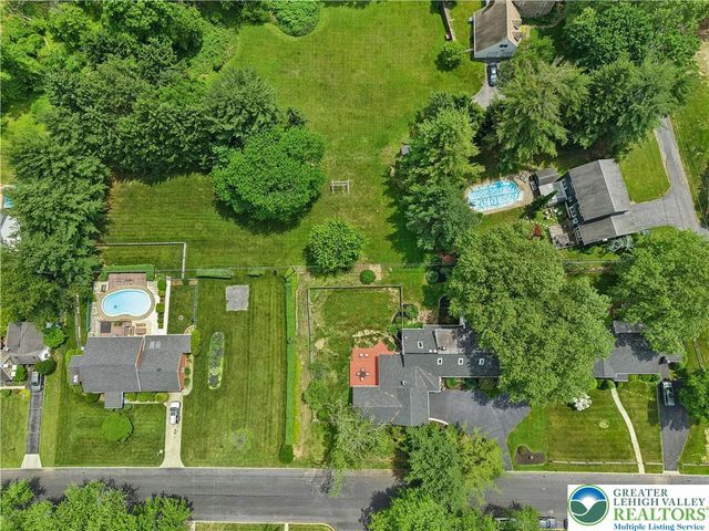 614 Glenwood Street, Emmaus Boro, PA 18049