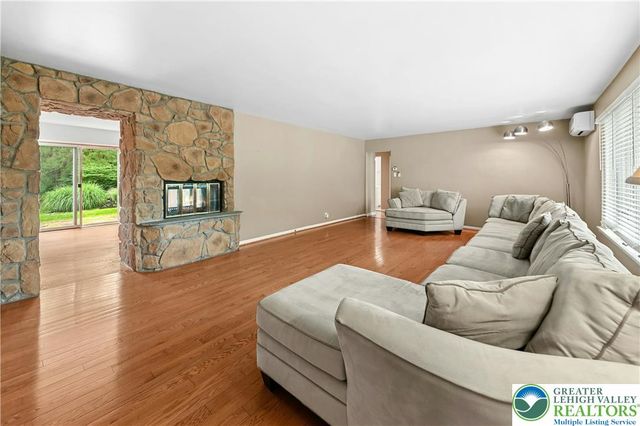 614 Glenwood Street, Emmaus Boro, PA 18049