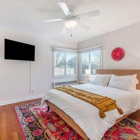 817 Wendover Boulevard, Norton Shores, MI 49441