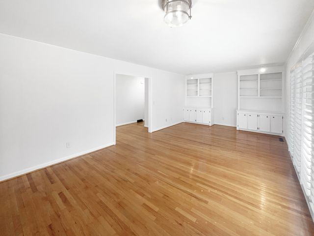 13 Glenkirk Drive, Charleston, SC 29414