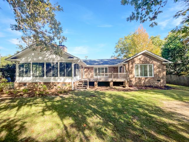 13 Glenkirk Drive, Charleston, SC 29414