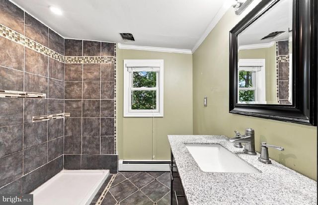 771 SOMERDALE RD, Blackwood, NJ 08012