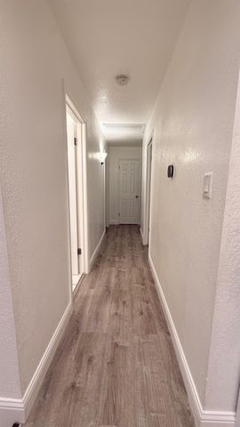 4842 E San Gabriel Avenue, Fresno, CA 93726