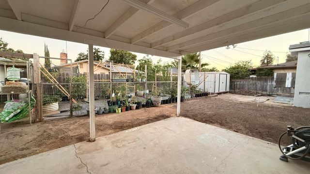 4842 E San Gabriel Avenue, Fresno, CA 93726