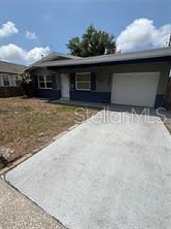 1427 15TH STREET S, St Petersburg, FL 33705