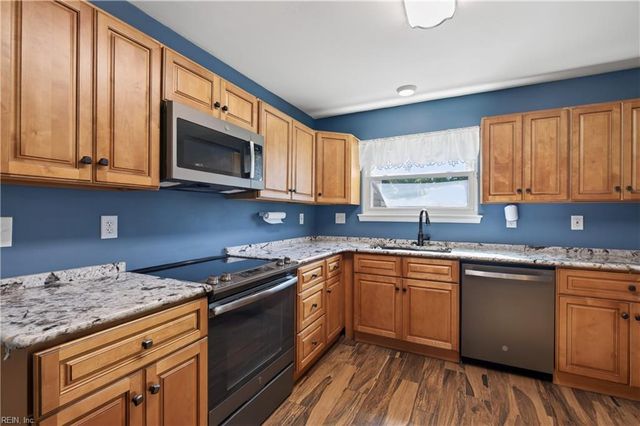 1120 Valley Stream CT, Virginia Beach, VA 23464